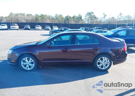 2012 Ford Fusion Se z USA, uszkodzony, nr VIN 3FAHP0HA2CR330549